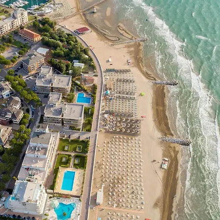 Апартаменты Comfortable By The *